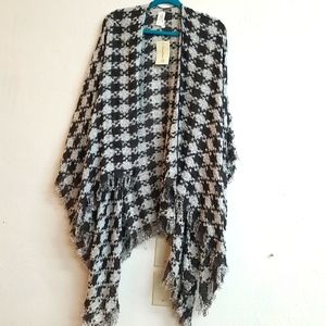 Black and white fringed shawl